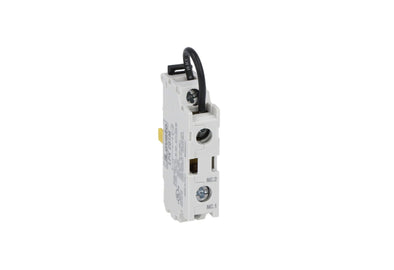Self-monitoring contact elements