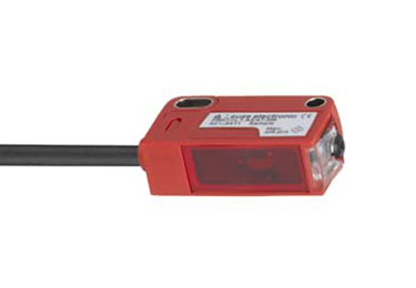 Leuze PRK3C.T3/2N: Polarized Retro-Reflective Photoelectric Sensor - 50136257
